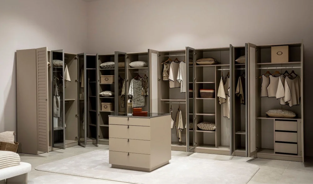 Como Giyinme Dolabı