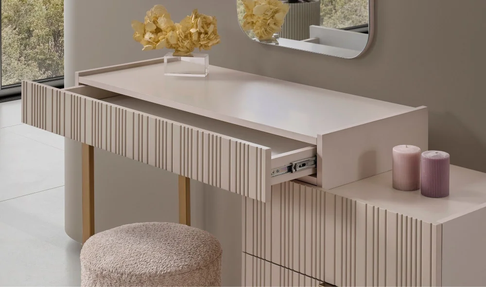 Ares Şifonyer ve Ayna