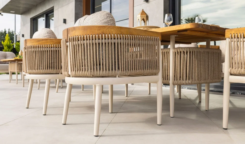 Minerva Iroko Yemek Masası Takımı