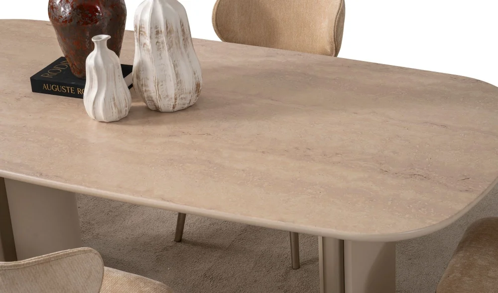 Pergamon Yemek Masası