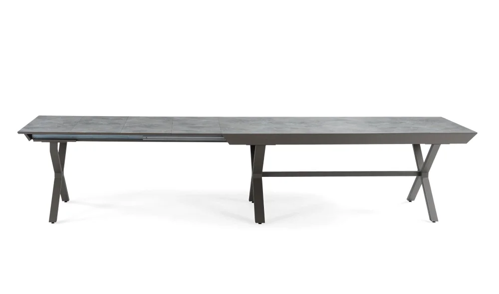 Real Mola Yemek Masası