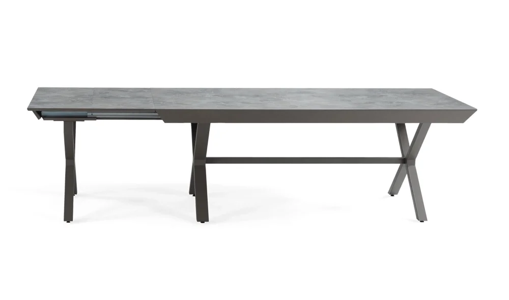 Real Mola Yemek Masası