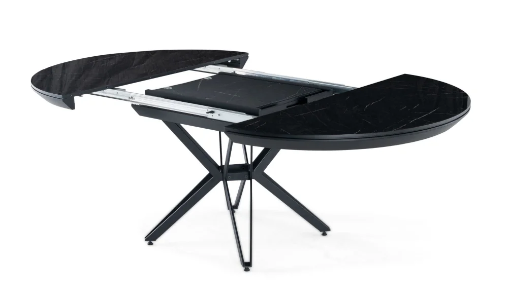 Pacific Royal Yemek Masası