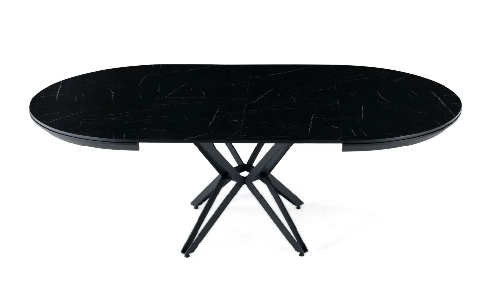 Pacific Royal Yemek Masası