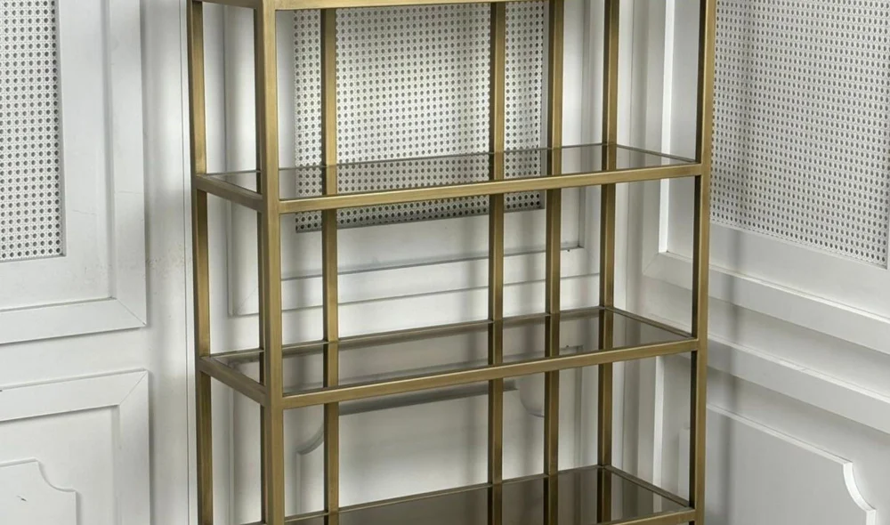 Gökkuşağı Vitrin - Cam Tablalı