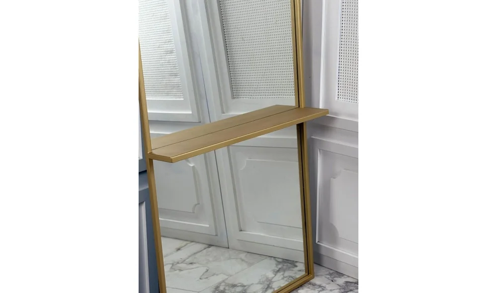 Lucy Raflı Boy Aynası