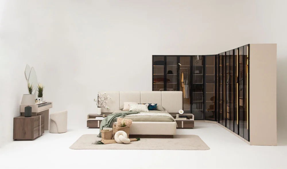 Aral Giyinme Dolabı