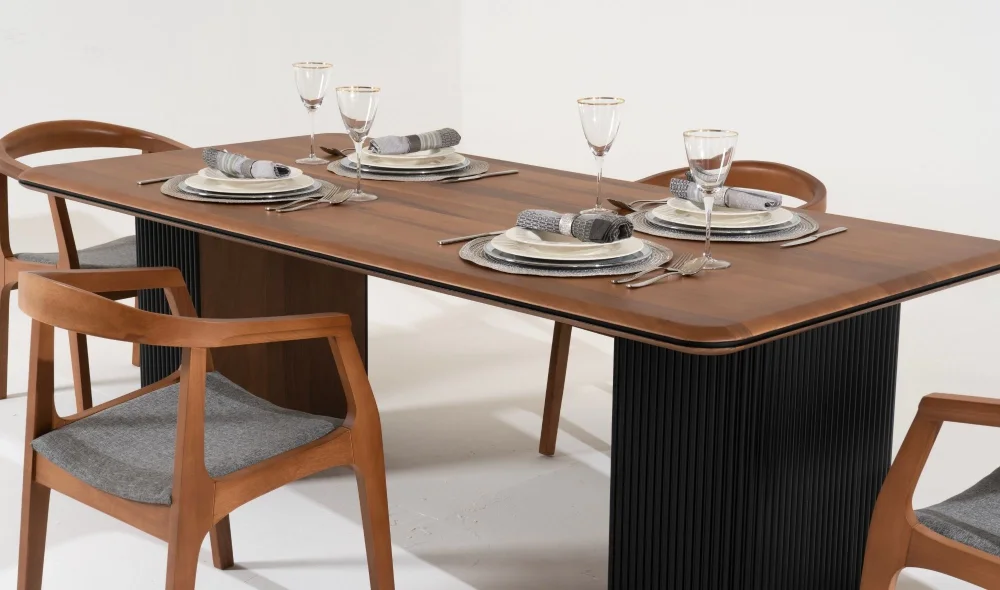 Boss Salon Masası Takımı