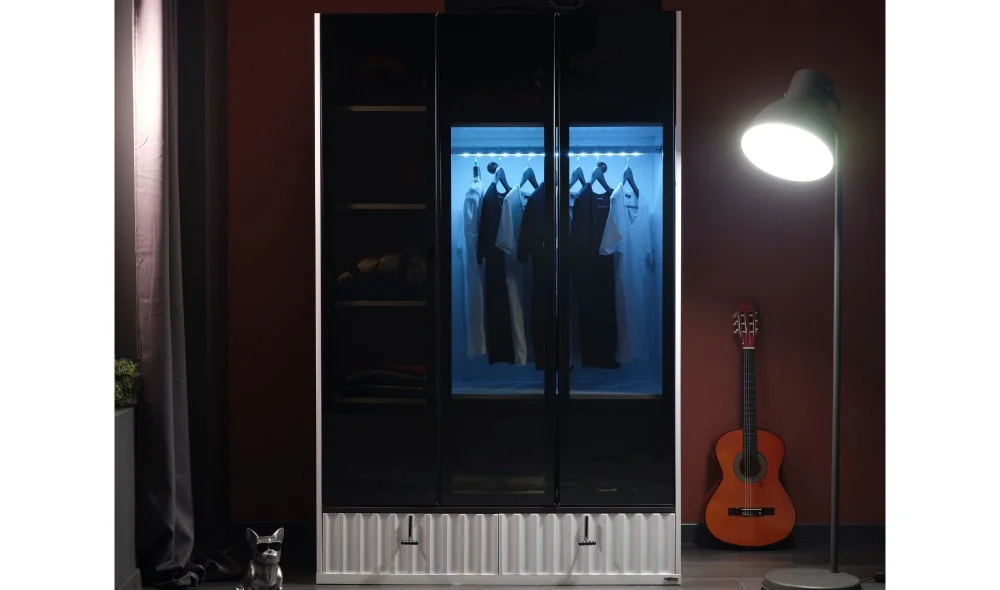 Cool 3 Kapaklı Dolap (Cam)