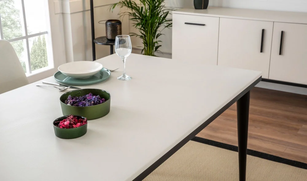 Laris Yemek Odası Takımı