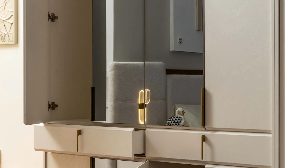 Loren 6 Kapaklı Gardrop