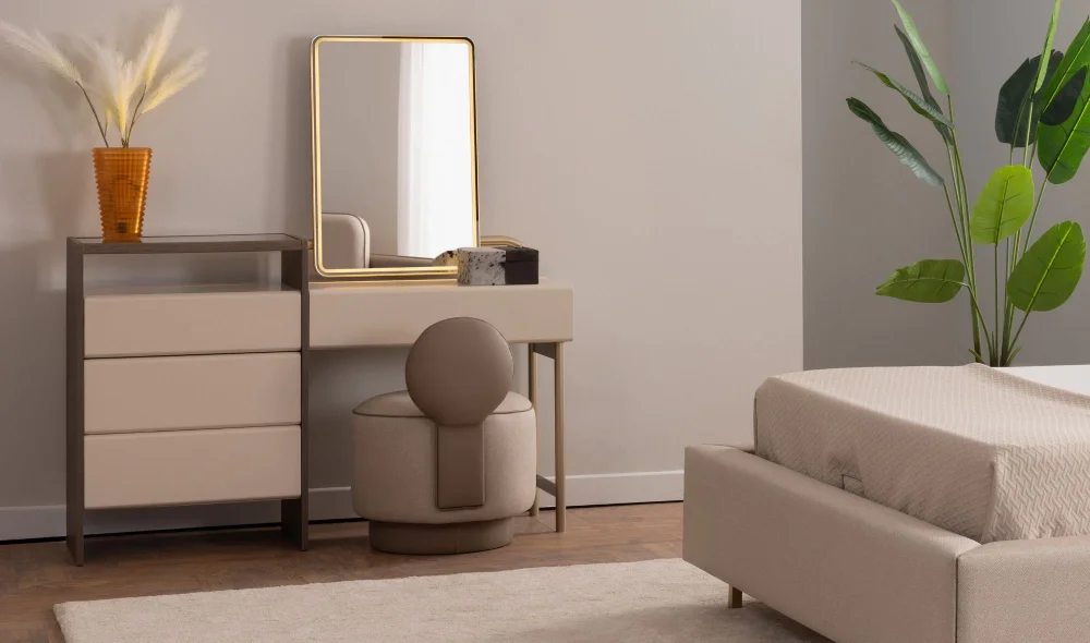 Rosita Şifonyer ve Ayna