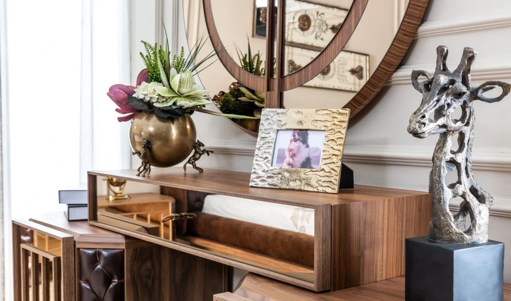 Seren Şifonyer ve Ayna