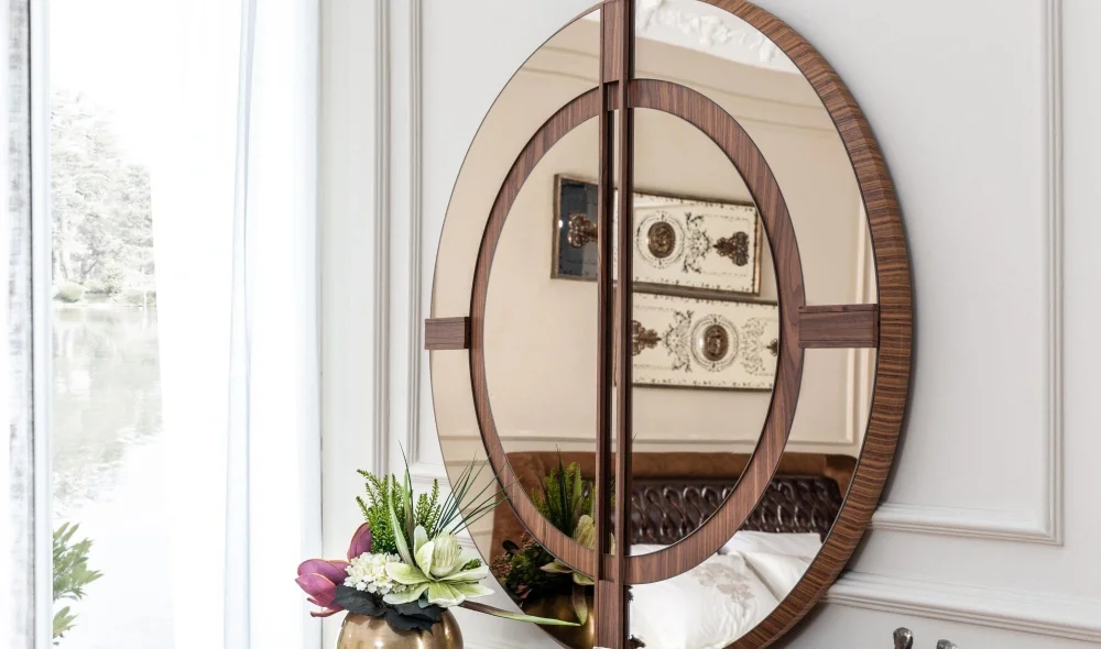 Seren Şifonyer ve Ayna