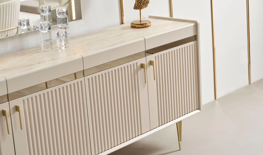 Tesla Konsol ve Ayna