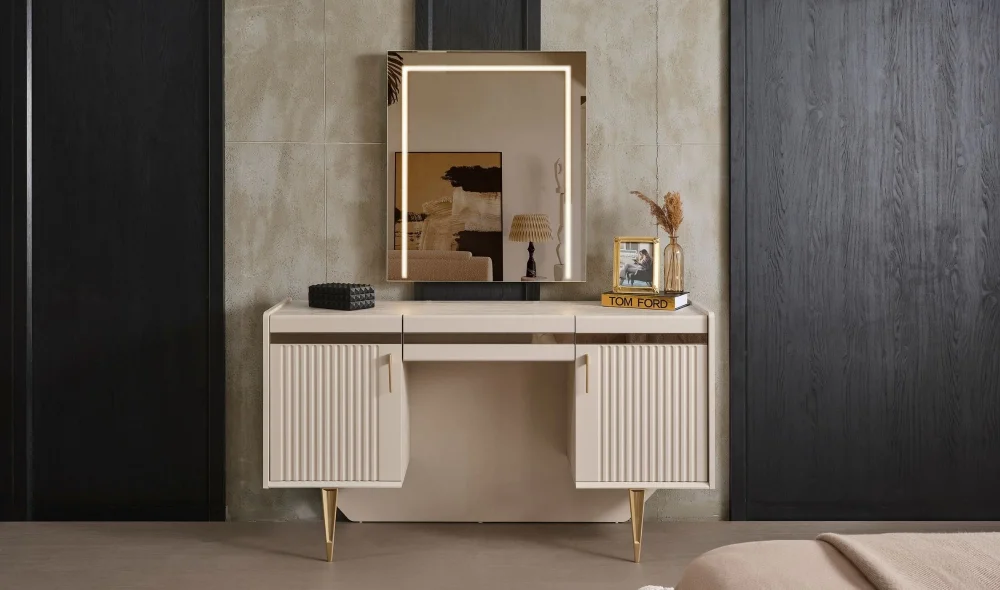 Tesla Şifonyer ve Ayna