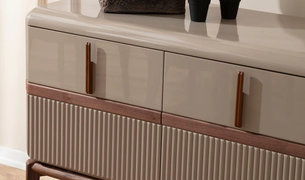 Tokyo Konsol ve Ayna