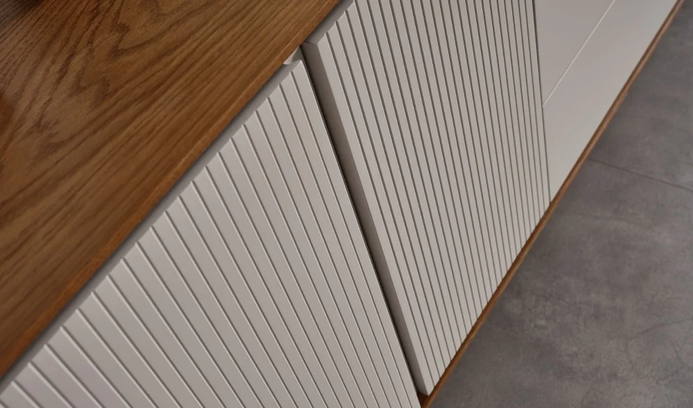 Viola Konsol ve Ayna