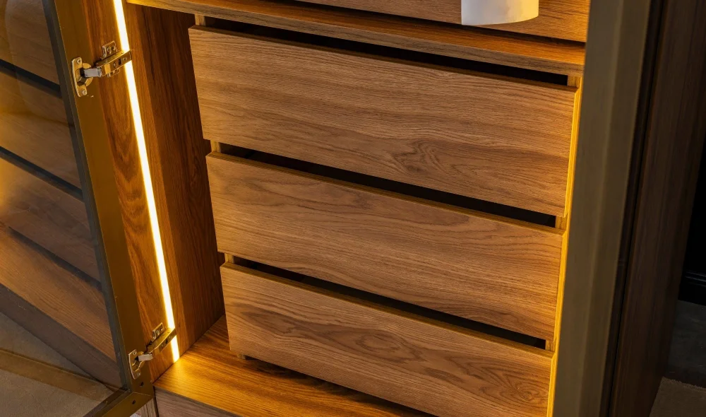 Zen 6 Kapaklı Gardrop