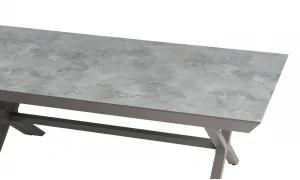 Real Mola Yemek Masası