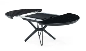 Pacific Royal Yemek Masası