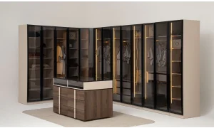 Aral Giyinme Dolabı