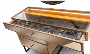 Bronz Ceviz Şifonyer ve Ayna