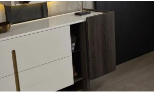 Pedro Şifonyer ve Ayna