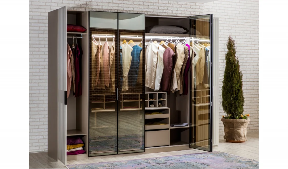 Defne 4 Kapaklı Gardrop