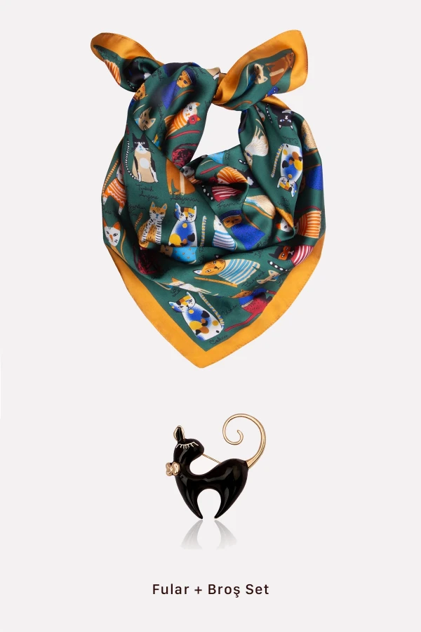 Kedili Fular ve Broş Seti