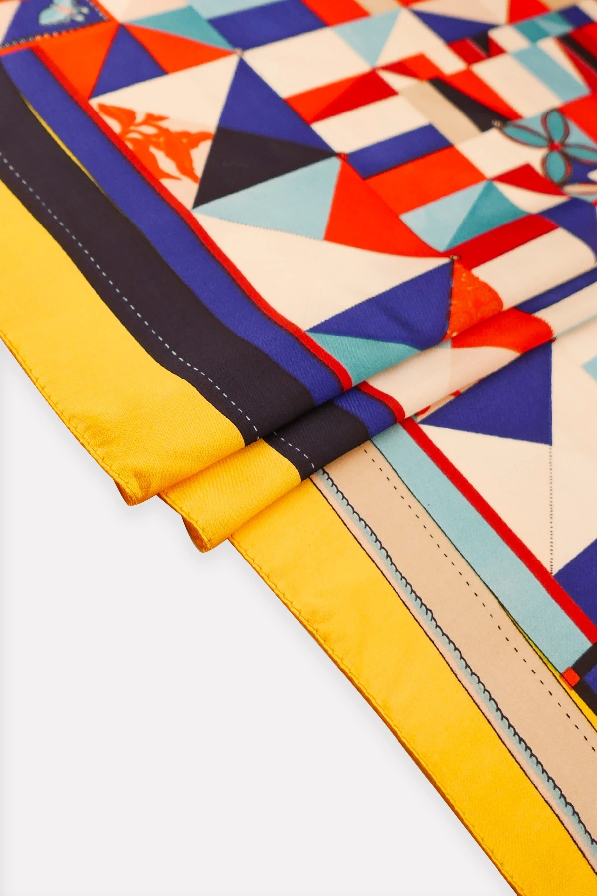 Renkli Geometrik Desenli Fular