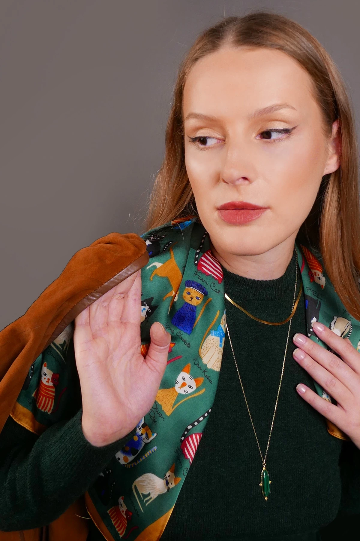 Renkli Kedi Desenli Saten Fular