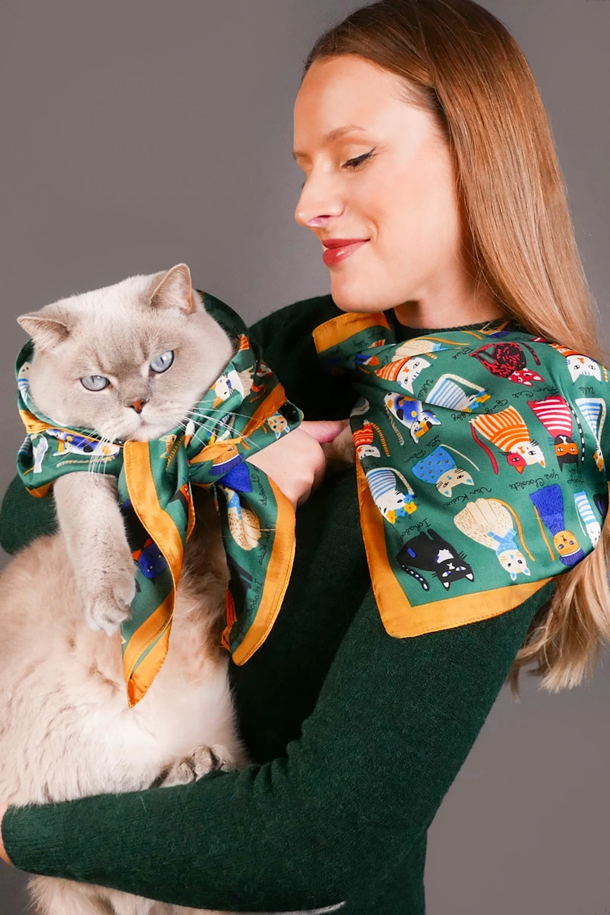 Renkli Kedi Desenli Saten Fular