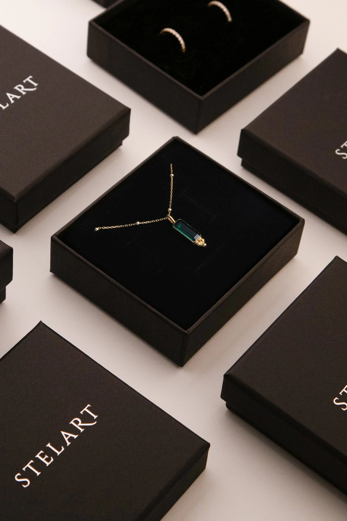 Yeşil Zirkon 925 Ayar Gümüş Baget Kolye