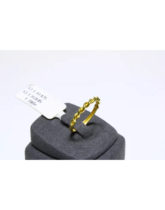 22 Ayar Altın Yüzük Sarmal Model 1.39GR YZK6215