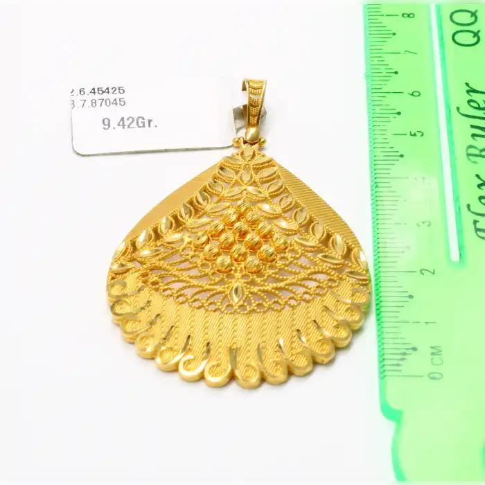 14 Ayar Başak Desenli Dorikalı Kolye Ucu