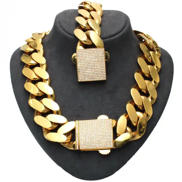 14 Ayar Gurmet Geniş Taşlı Set