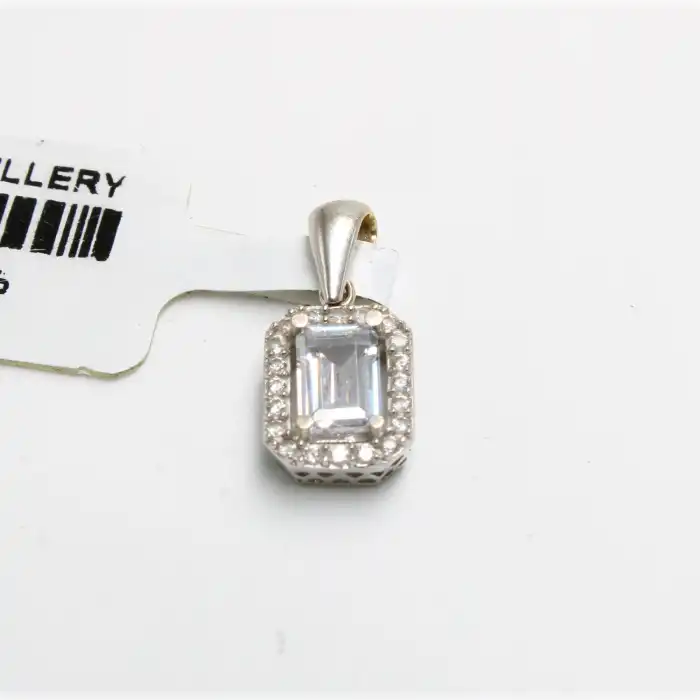 14 Ayar Taşlı Baget Kolye Ucu