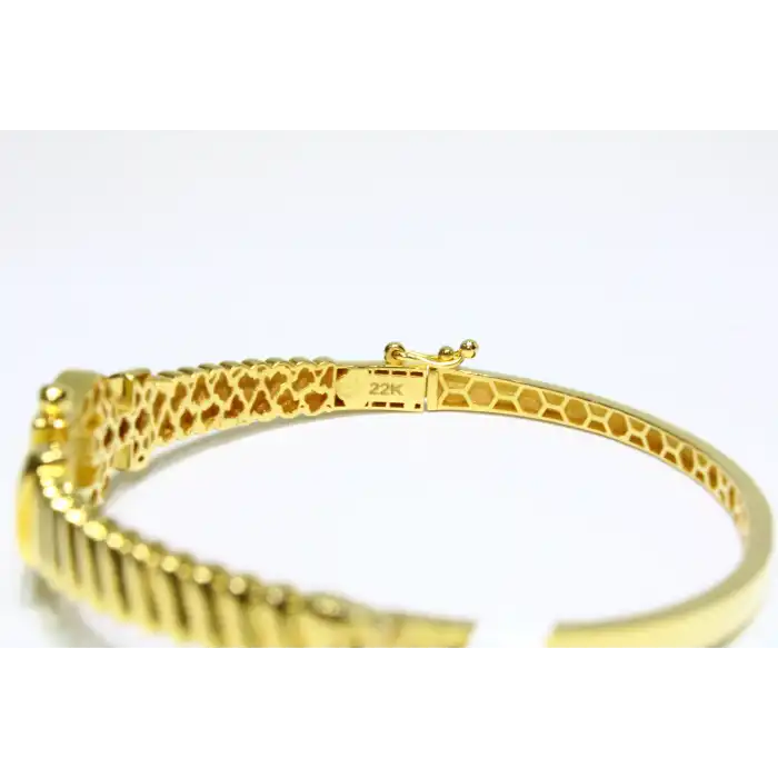 22 Ayar Altın Kilit Modeli Kelepçe Bilezik 13.85 GR KLP2250