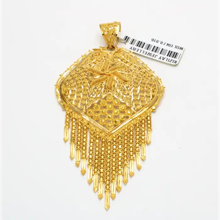 22 Ayar Çiçek Desenli Hint Kolye Ucu