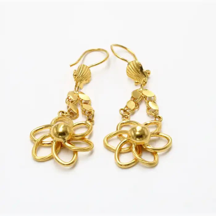 22 Ayar Çiçek Model Sallamalı Küpe