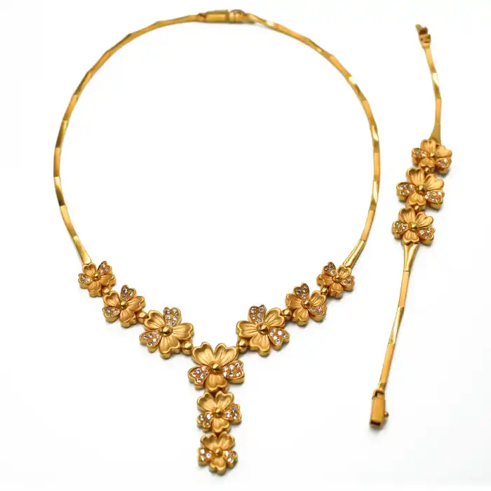 22 Ayar Çiçekli Set