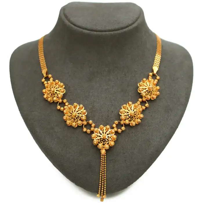 22 Ayar Dorika Papatya Kolye