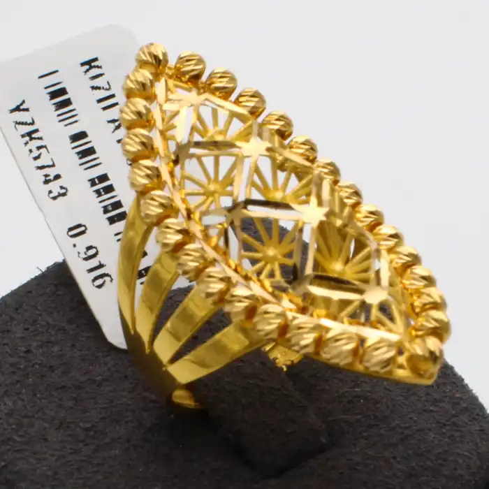 22 Ayar Dorikalı Desenli Yüzük