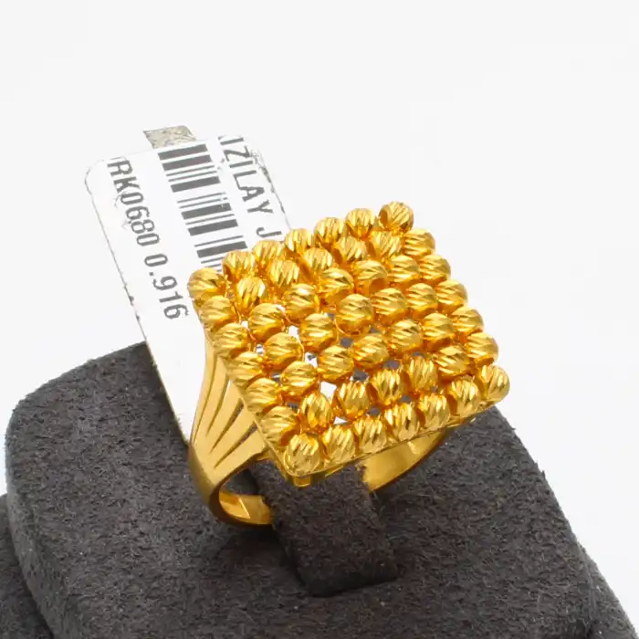 22 Ayar Dorikalı Kare Yüzük