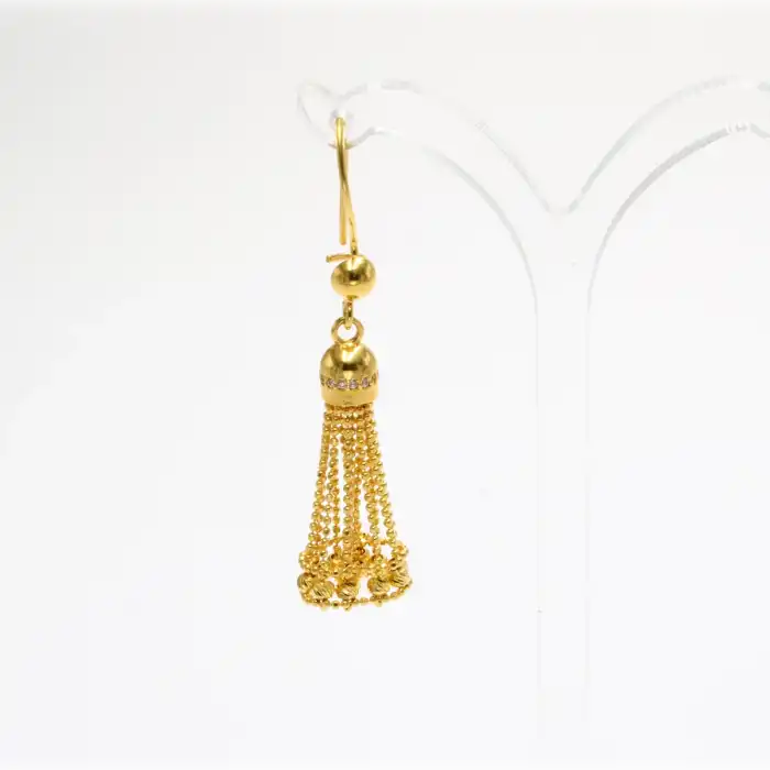 22 Ayar Kandil Model Püsküllü Küpe