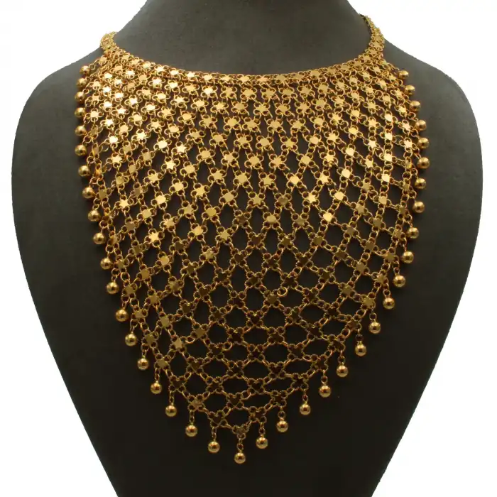 22 Ayar Kişnişli Kolye