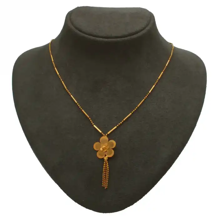 22 Ayar Papatya Kolye