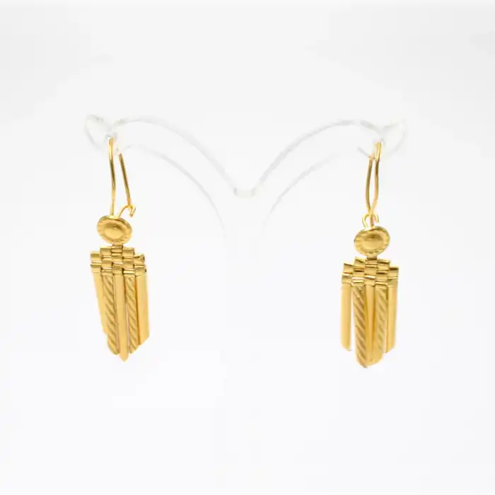 22 Ayar Piramit Sallama Küpe