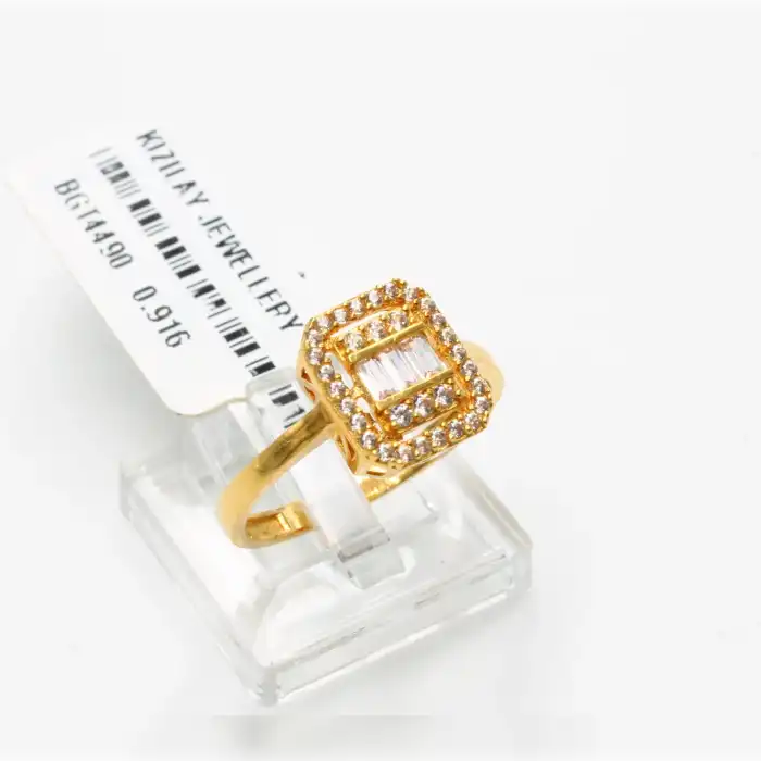 22 Ayar Taşlı Baget Yüzük